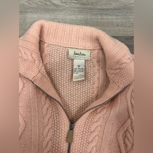 Neiman Marcus 100% Cashmere Pink Cable Knit Zip Sweater 💕 - Picture 2 of 4